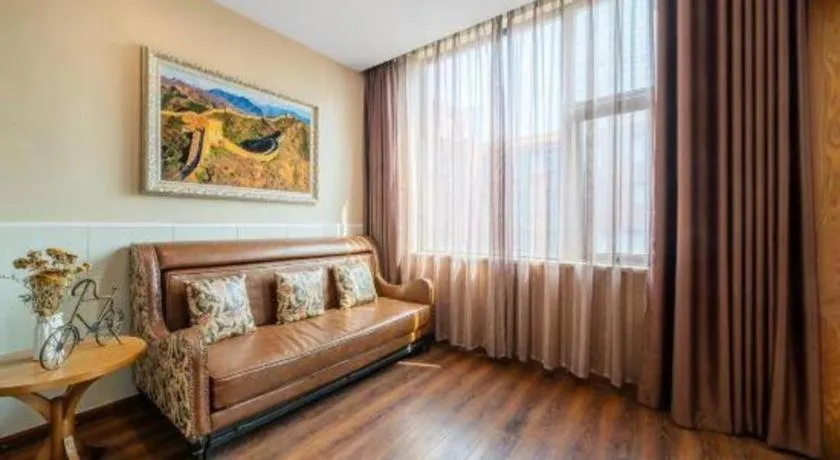 James Joyce Coffetel Wuxi Taihu Square Subway Station Branch