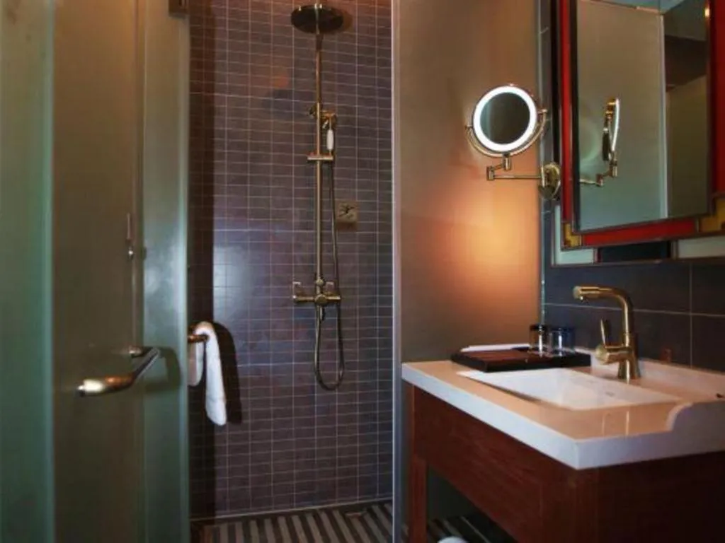 James Joyce Coffetel Wuxi Taihu Square Subway Station Branch