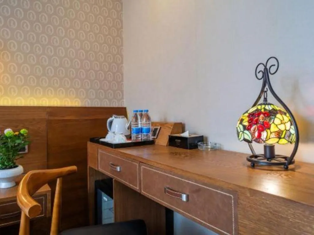 James Joyce Coffetel Wuxi Taihu Square Subway Station Branch