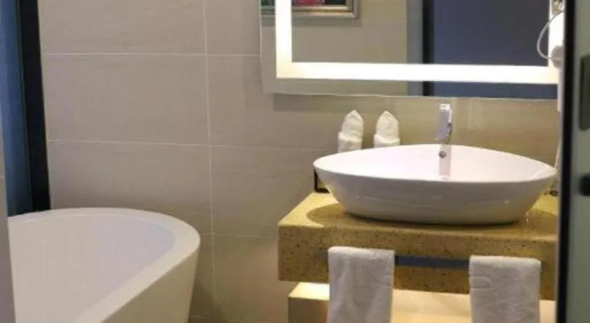 Lavande Hotel Yichang Railway East Station Branch