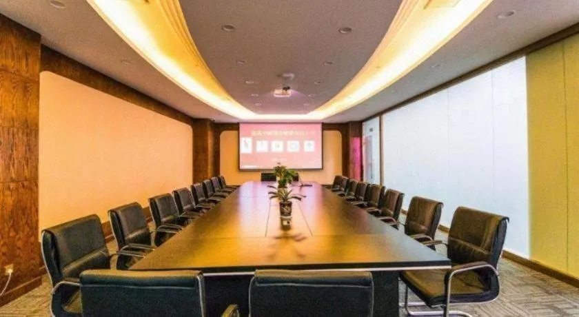 Lavande Hotel Yichang Railway East Station Branch