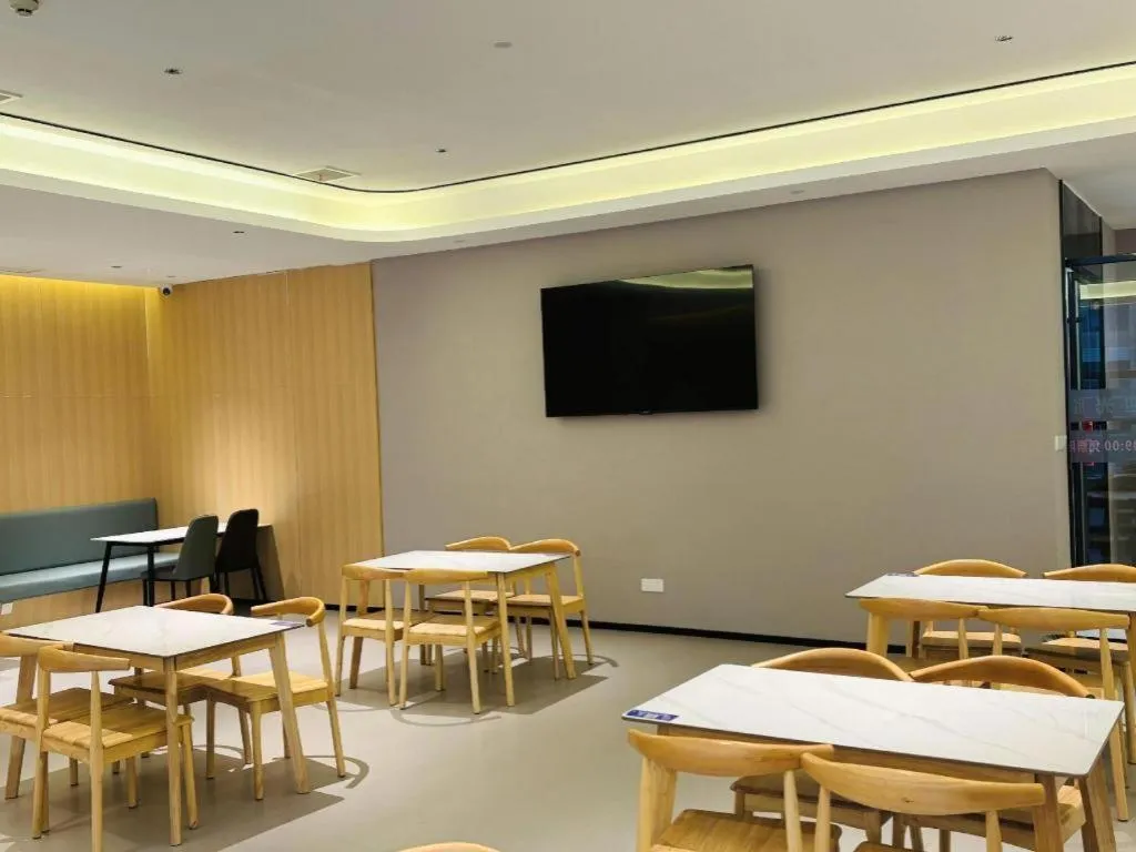 Lavande Hotel Yichang Railway East Station Branch