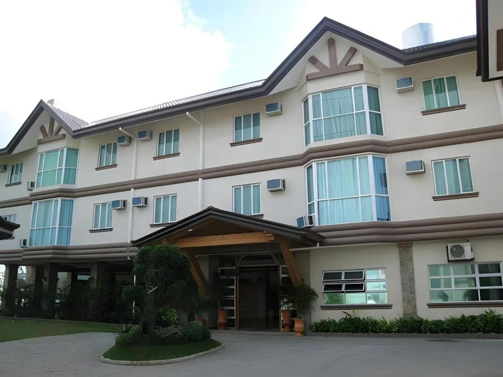 Chocolate and Berries Hotel