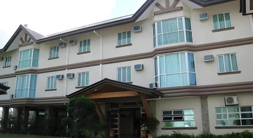 Chocolate and Berries Hotel