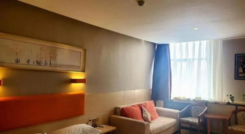 7 Days Premium Shihezi Youxie Plaza Jun Ken Museum