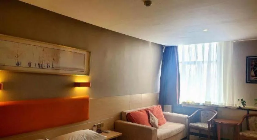 7 Days Premium Shihezi Youxie Plaza Jun Ken Museum