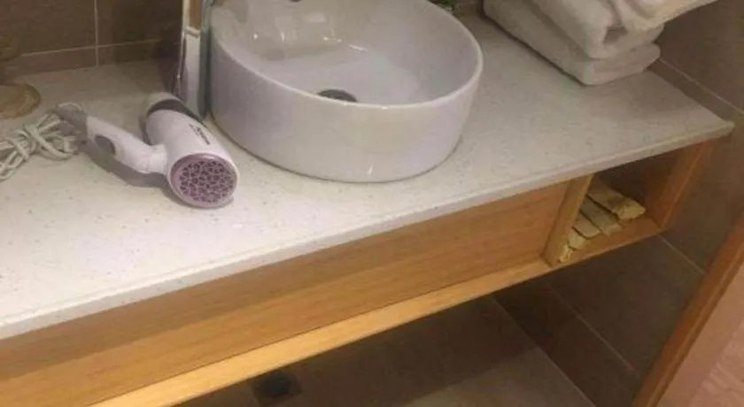 Pankun Business Hotel