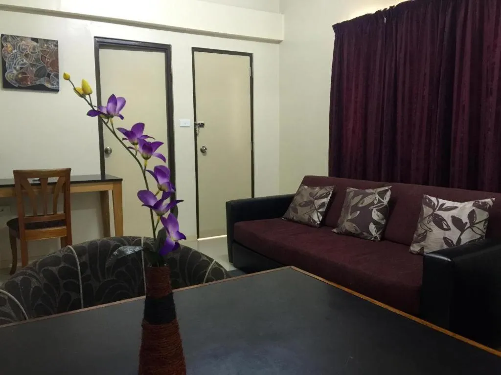 Victoria Palms Hotel