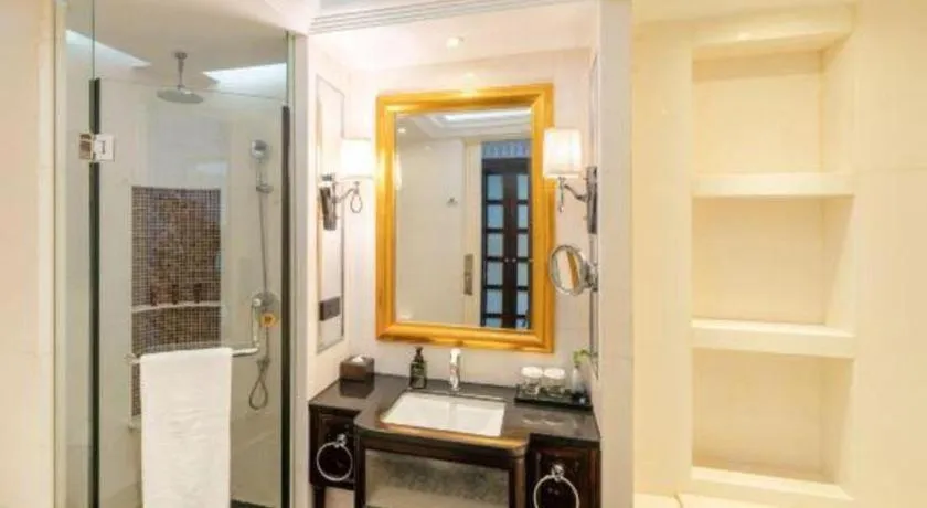 Tongxiang Inspirock Hotel