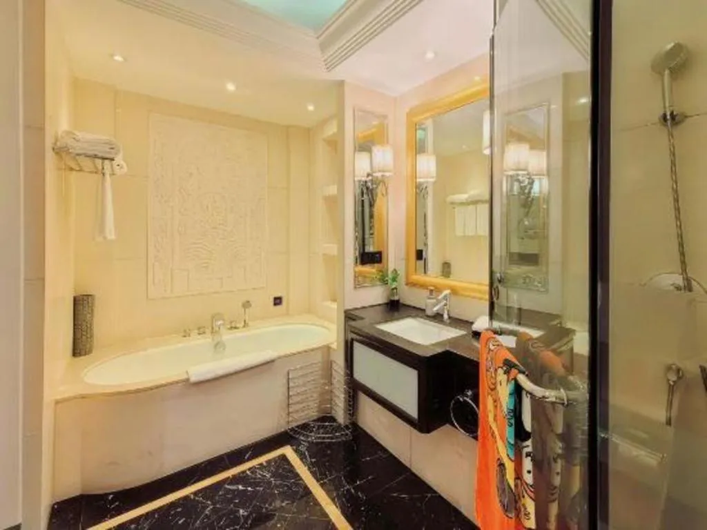 Tongxiang Inspirock Hotel