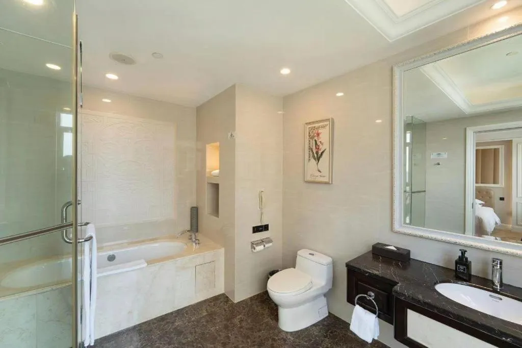 Tongxiang Inspirock Hotel