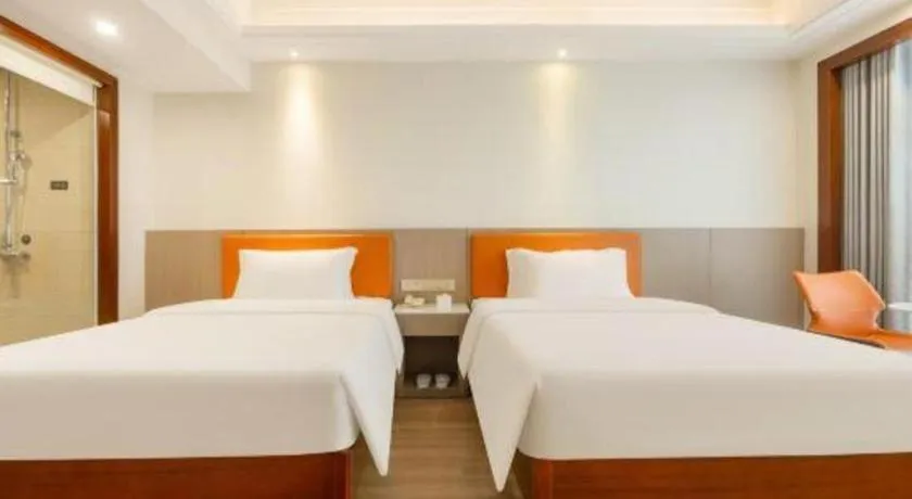 Bed in Vienna International Hotel Nanning Railway Station Mingxiu Road Metro Station