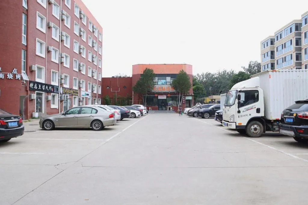 7 Days Premium Beijing Dabaotai Metro Station Luhua Road