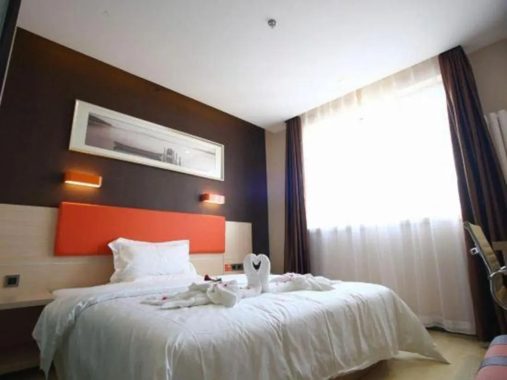 Bed in 7 Days Premium Beijing Dabaotai Metro Station Luhua Road