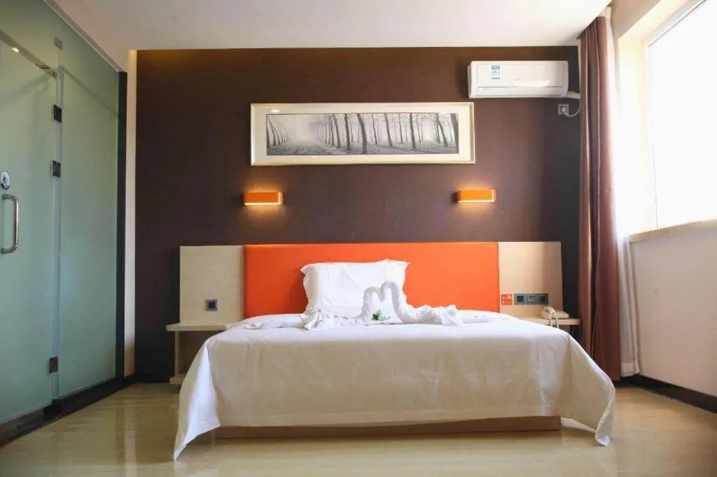 Bed in 7 Days Premium Beijing Dabaotai Metro Station Luhua Road