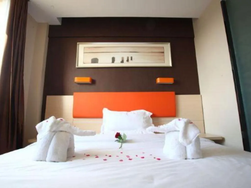 Bed in 7 Days Premium Beijing Dabaotai Metro Station Luhua Road