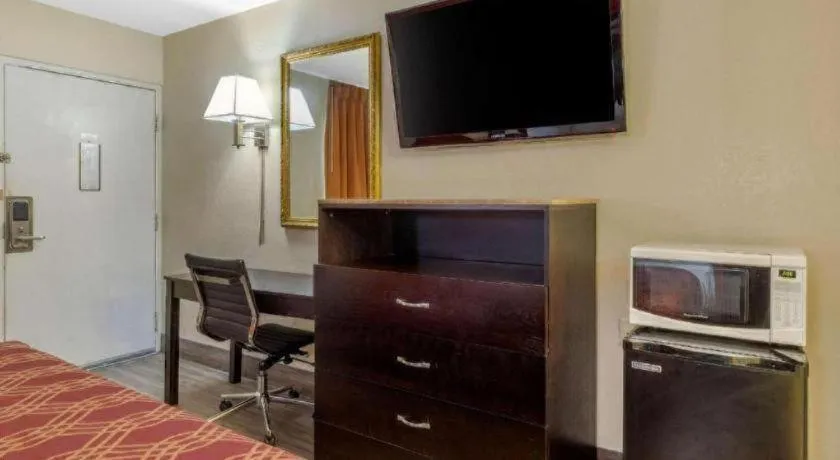 Econo Lodge Columbia Fort Jackson