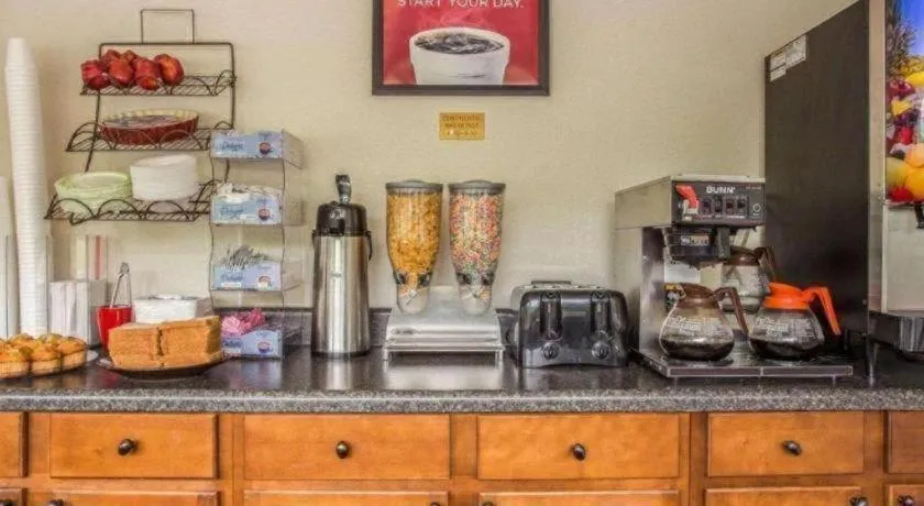 Econo Lodge Columbia Fort Jackson