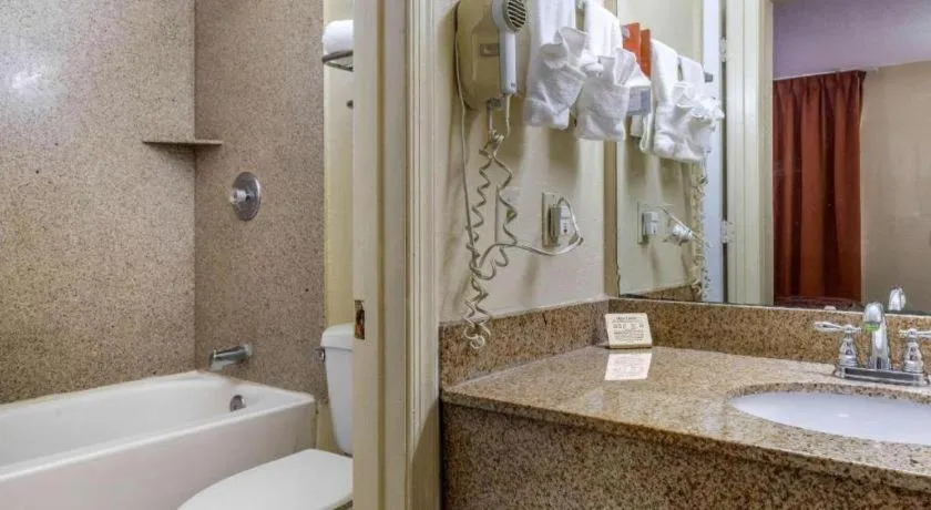 Econo Lodge Columbia Fort Jackson