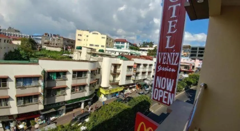 Hotel Veniz - Session