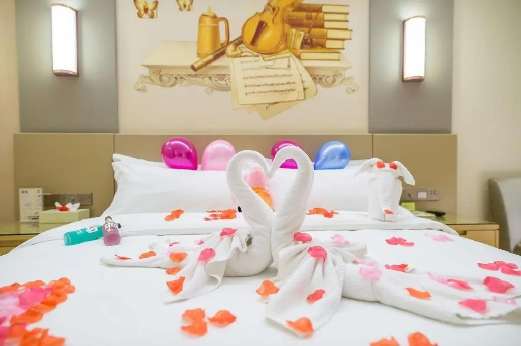 Bed in Vienna International Hotel Chengdu New International Conference and Exhibition Center Branch