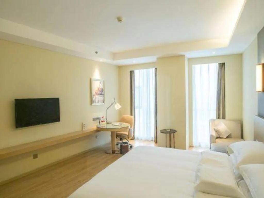 Bed in Vienna International Hotel Chengdu New International Conference and Exhibition Center Branch