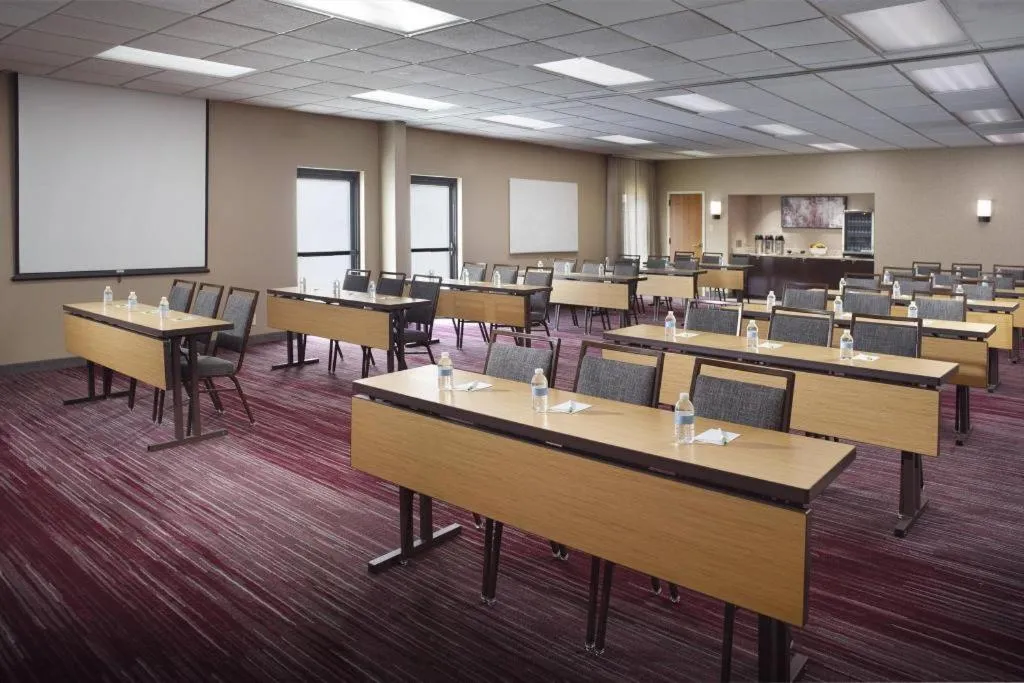 Sonesta Select Atlanta Airport North