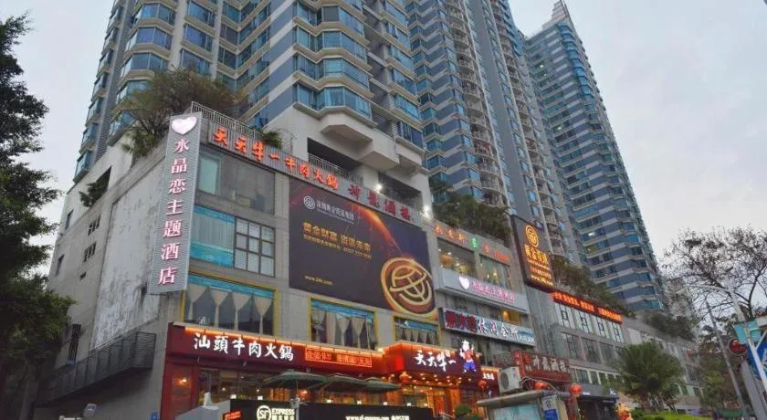 Crystal Love There Hotel