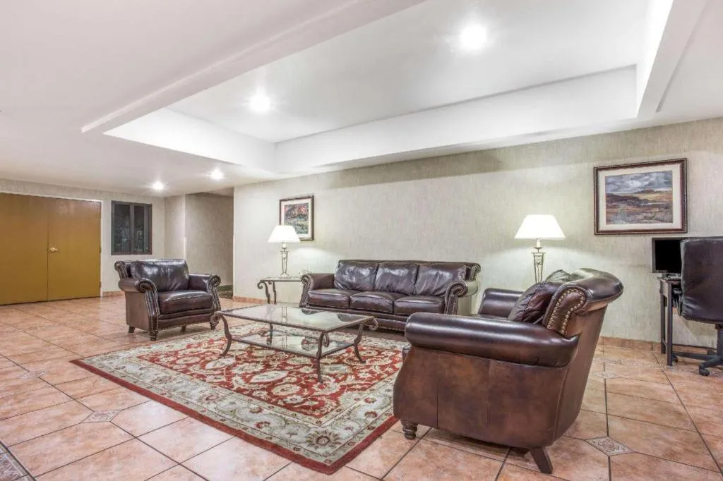 Hawthorn Suites by Wyndham Tempe/Mesa/Phoenix Area