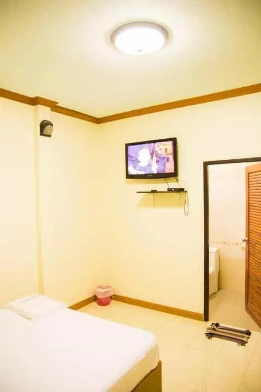 Bed in TAWANCHAY HOTEL PHATTHALUNG