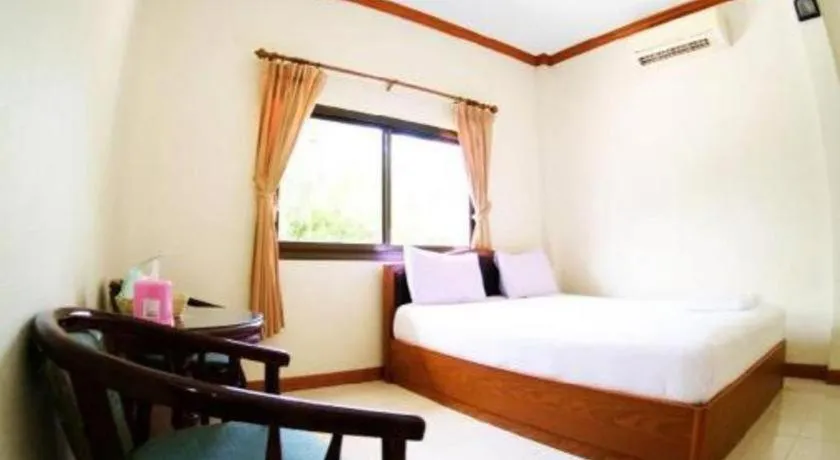 Bed in TAWANCHAY HOTEL PHATTHALUNG