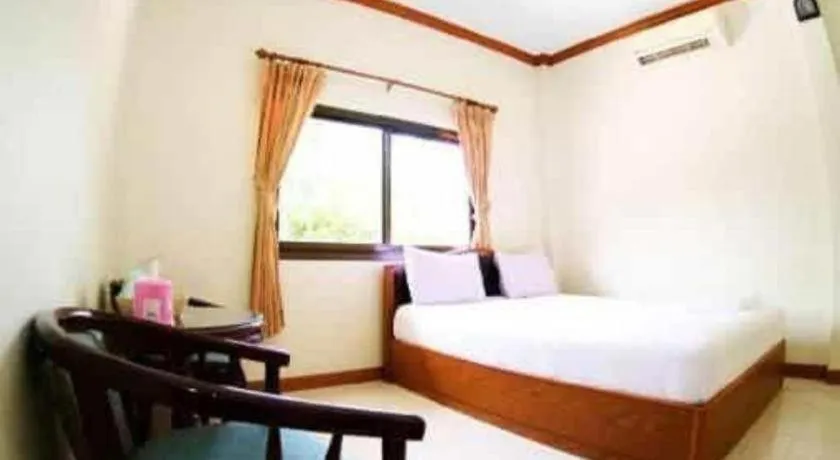Bed in TAWANCHAY HOTEL PHATTHALUNG
