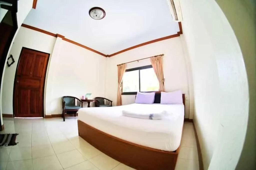 Bed in TAWANCHAY HOTEL PHATTHALUNG