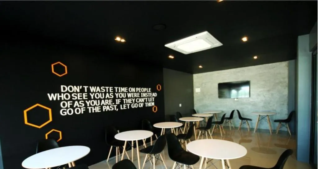 Seven bee boutique hotel