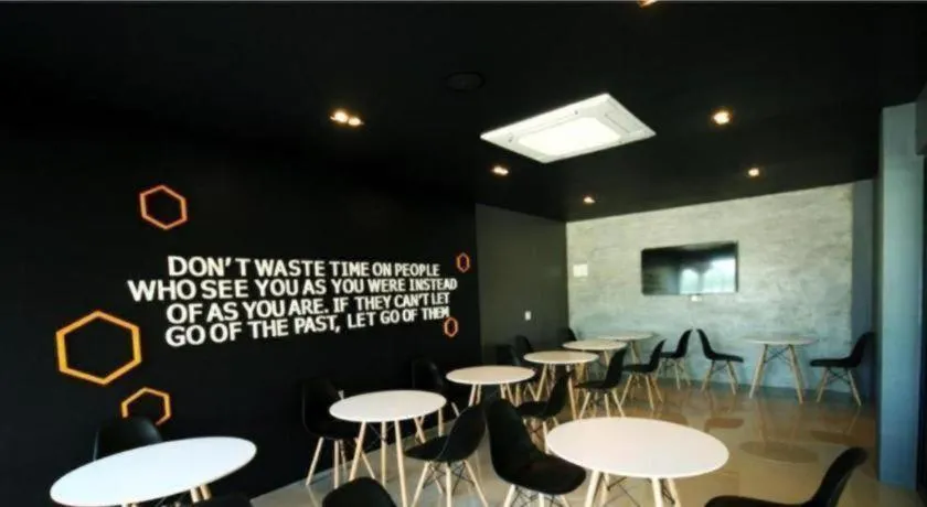 Seven bee boutique hotel