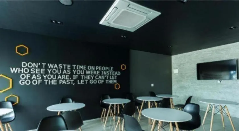 Seven bee boutique hotel