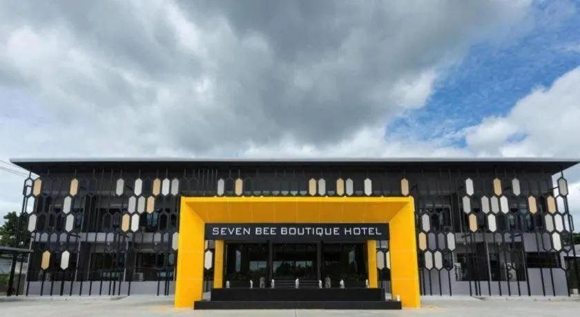 Seven bee boutique hotel
