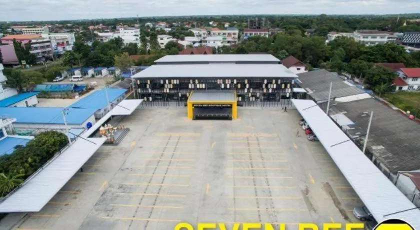 Seven bee boutique hotel