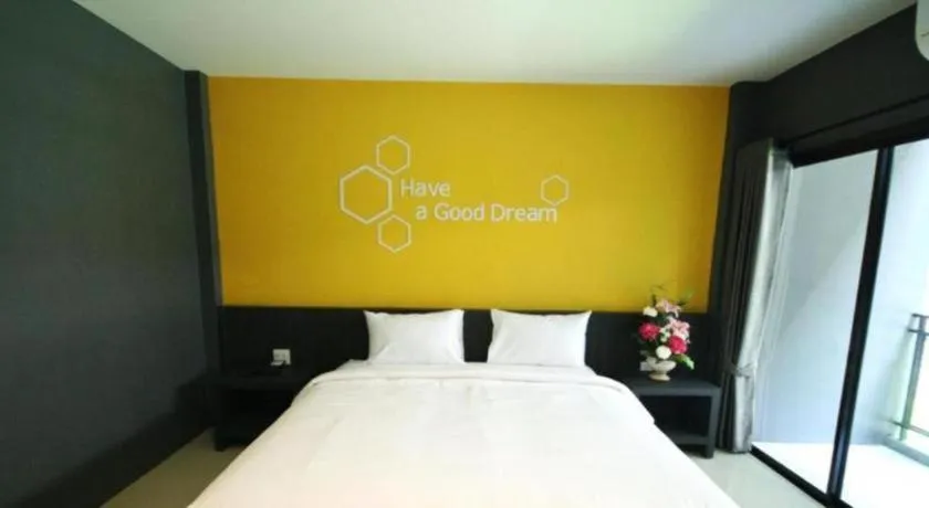 Bed in Seven bee boutique hotel