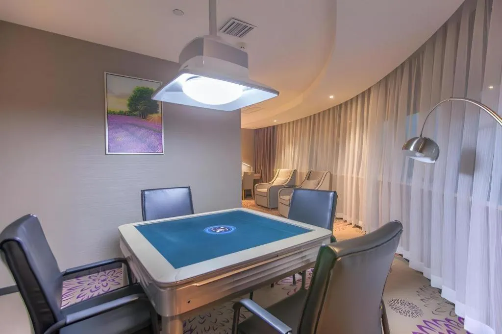 Lavande Hotel Wuhan Jianghan Road Subway Station