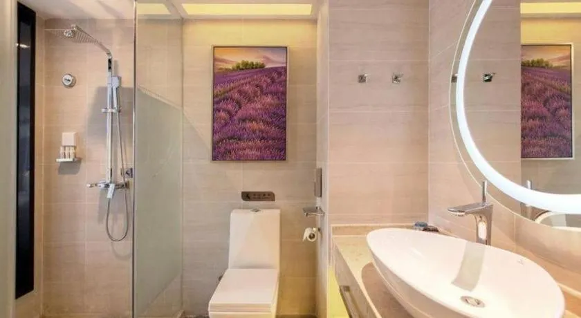 Lavande Hotel Wuhan Jianghan Road Subway Station