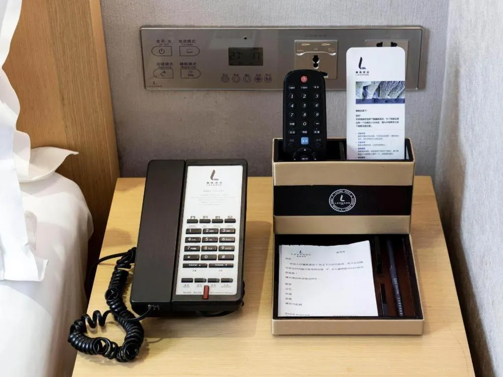 Lavande Hotel Guangzhou Shangxiajiu Pedestrian Street Hualin Temple Metro Station