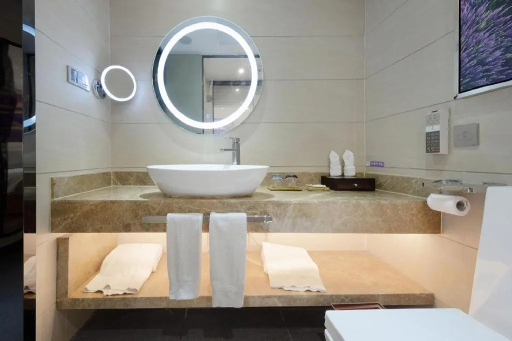 Lavande Hotel Guangzhou Shangxiajiu Pedestrian Street Hualin Temple Metro Station