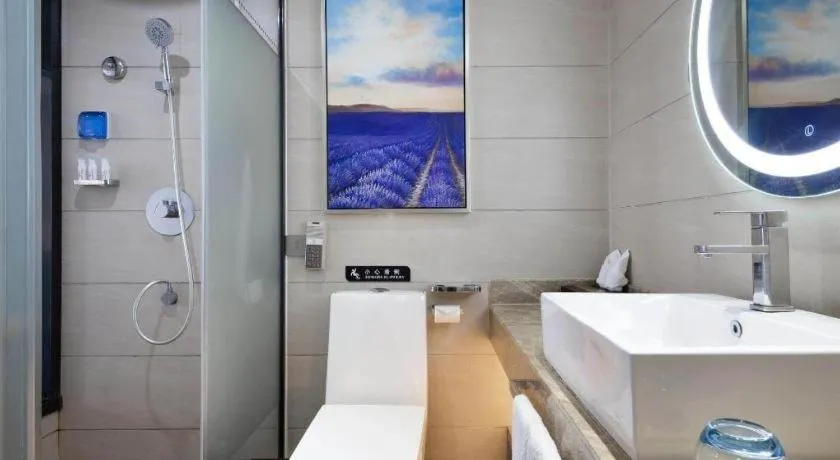 Lavande Hotel Guangzhou Shangxiajiu Pedestrian Street Hualin Temple Metro Station