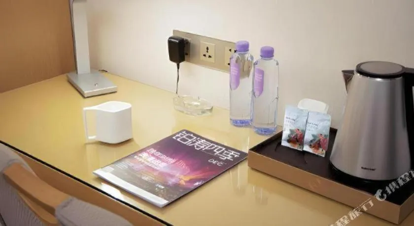 Lavande Hotel Guangzhou Shangxiajiu Pedestrian Street Hualin Temple Metro Station