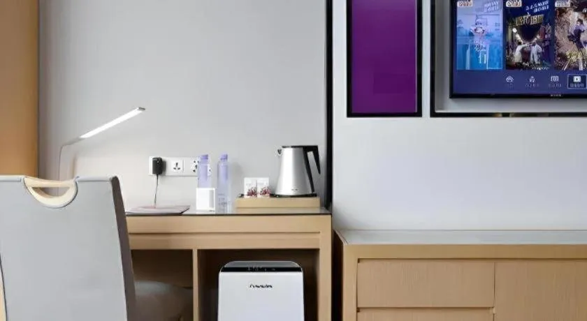 Lavande Hotel Guangzhou Shangxiajiu Pedestrian Street Hualin Temple Metro Station