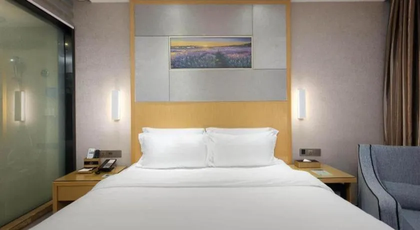 Bed in Lavande Hotel Guangzhou Shangxiajiu Pedestrian Street Hualin Temple Metro Station