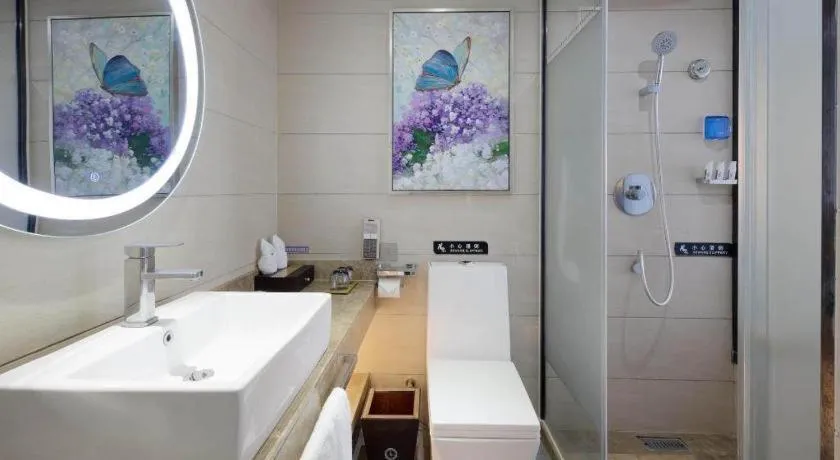 Lavande Hotel Guangzhou Shangxiajiu Pedestrian Street Hualin Temple Metro Station