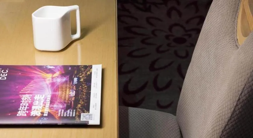 Lavande Hotel Guangzhou Shangxiajiu Pedestrian Street Hualin Temple Metro Station