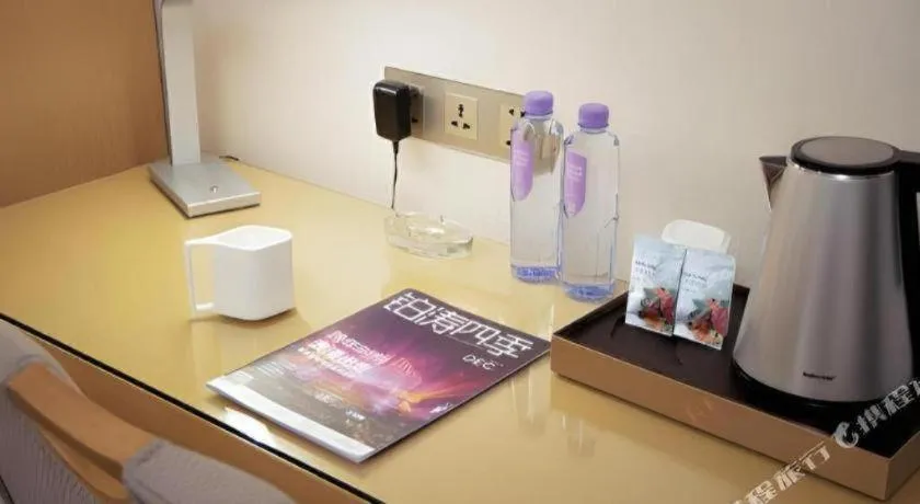 Lavande Hotel Guangzhou Shangxiajiu Pedestrian Street Hualin Temple Metro Station